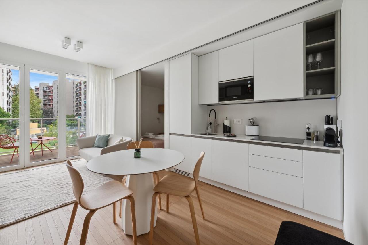Limehome Milan Via Stresa Exterior photo